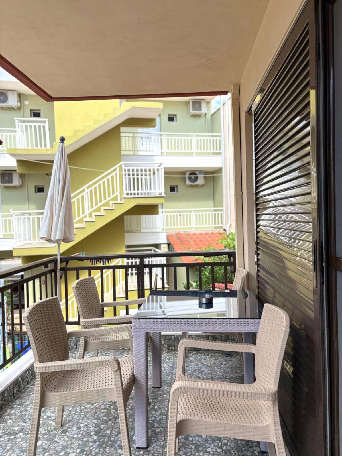 Villa Athina Gia Sarti Kamer foto